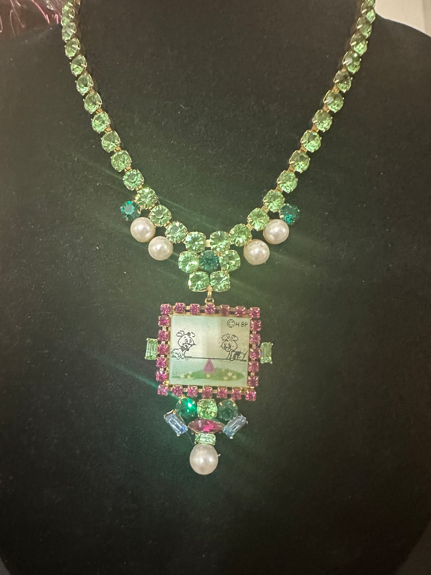Lenticular playful mouse necklace