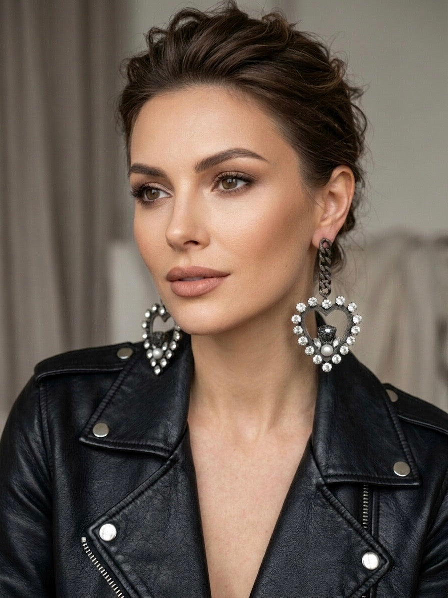 The gang has heart Statement Earrings