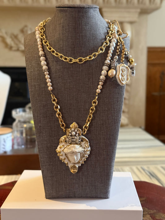 The Fountain of Truth Long Porcelain Necklace