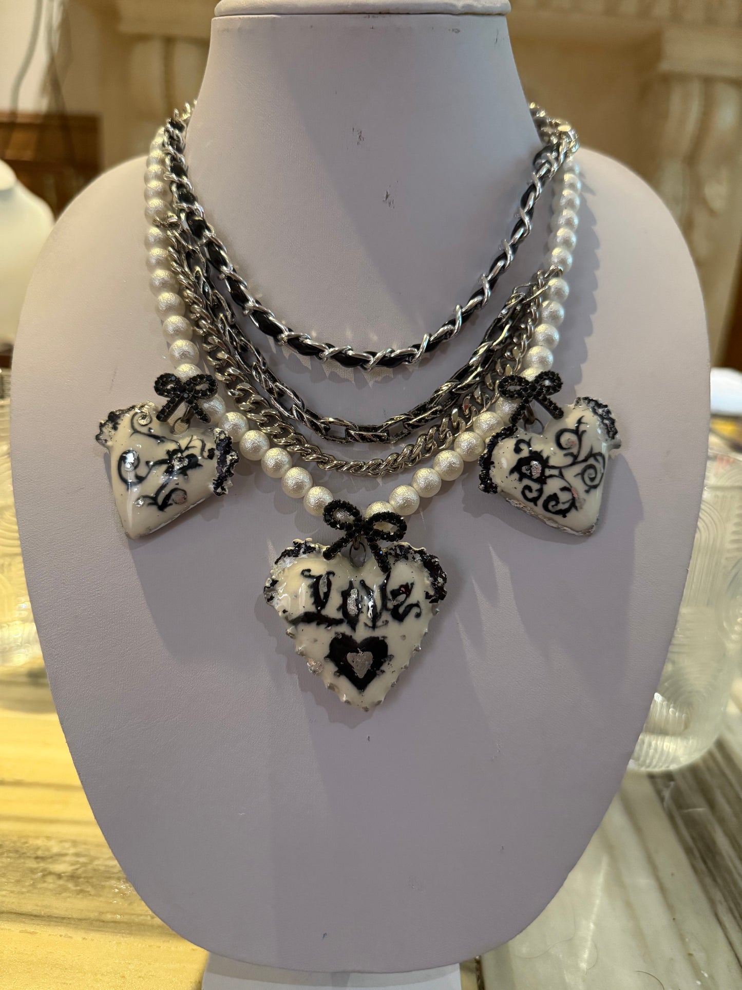 Triple Heart Porcelaine Statement Necklace