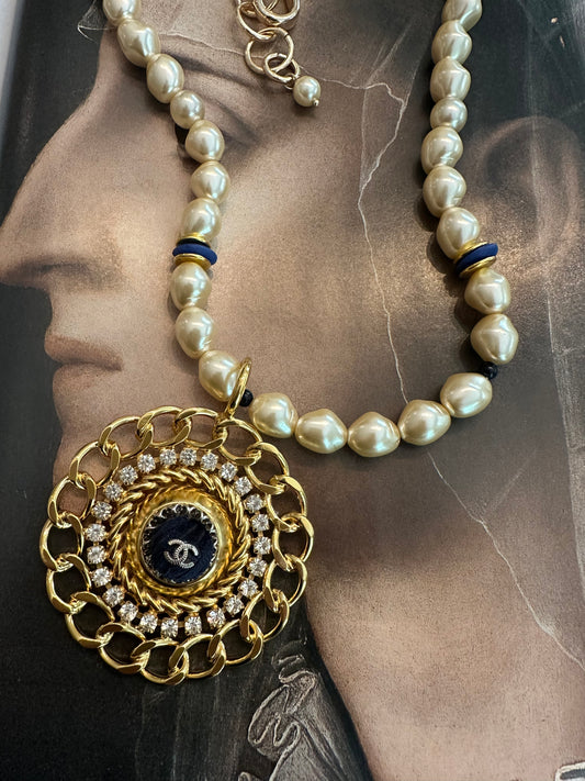 Glass Pearl Necklace Vintage Button